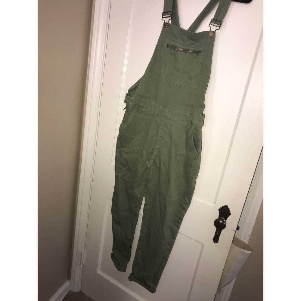 Green cargo overalls
